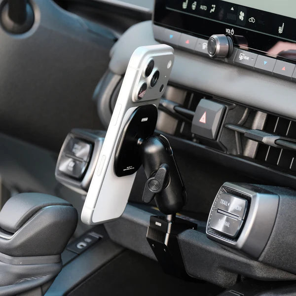 OFFROAM | Toyota RAV4 2026 MagSafe-compatible Phone Mount, Center Console