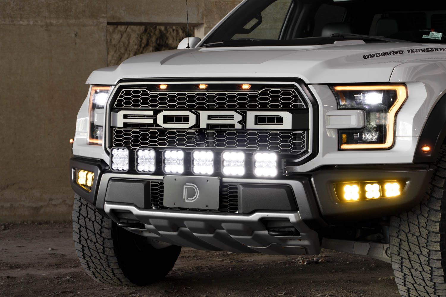 DIODE DYNAMICS | Ford Raptor 2017-2020 SS5 Grille CrossLink Lightbar Kit