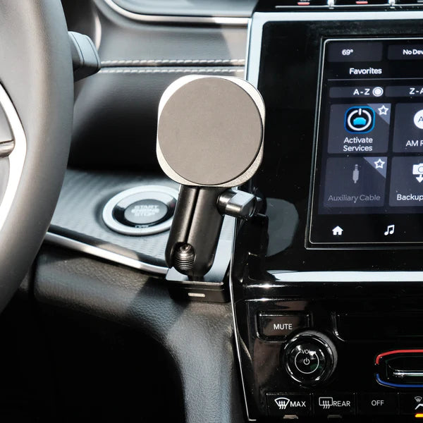OFFROAM | Jeep Grand Cherokee 2022-2026 MagSafe-compatible Phone Mount