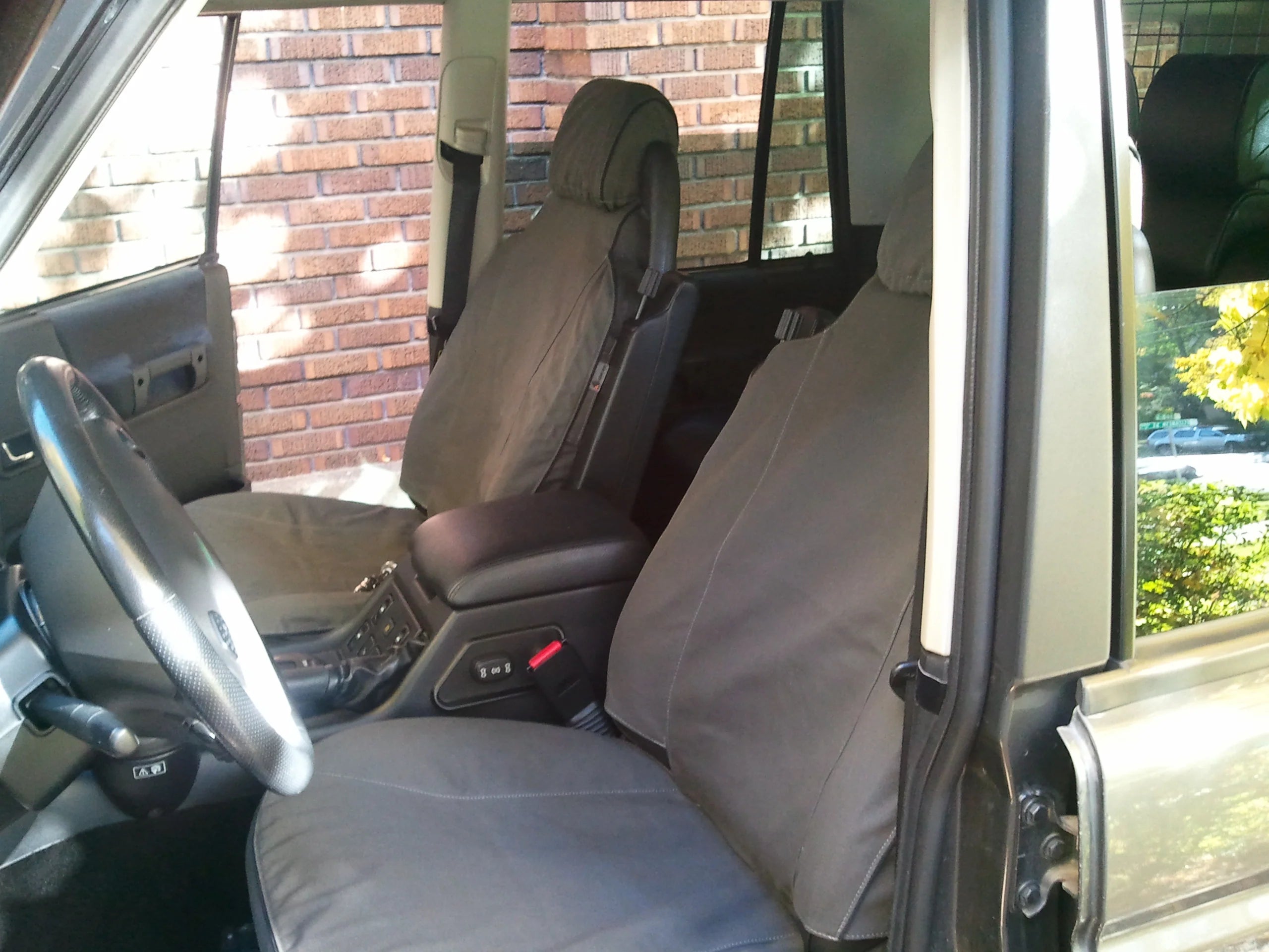ESCAPE GEAR | Land Rover Discovery 2 Seat Covers