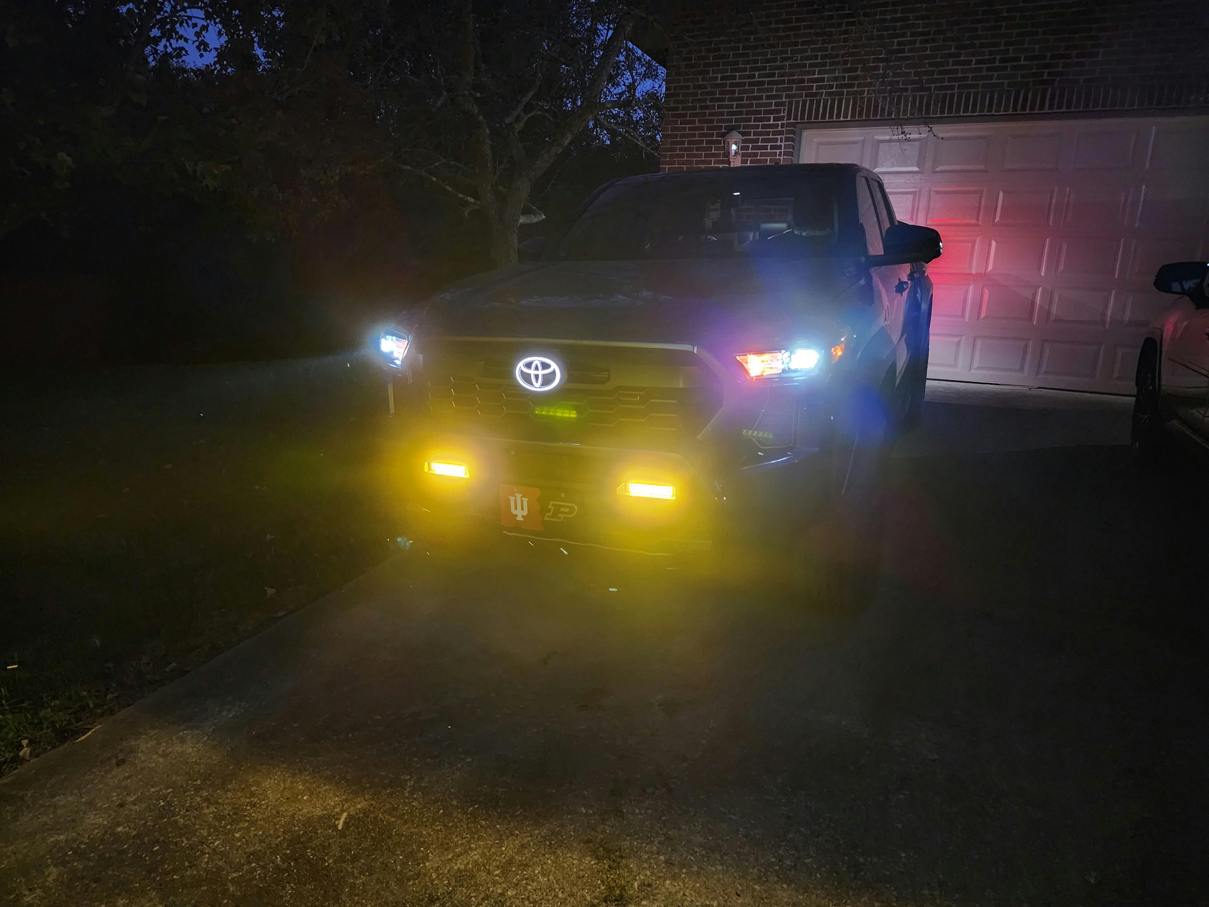 DIODE DYNAMICS | Tacoma 4th Gen 2024-2025 SS6 LED Fog Light Kit