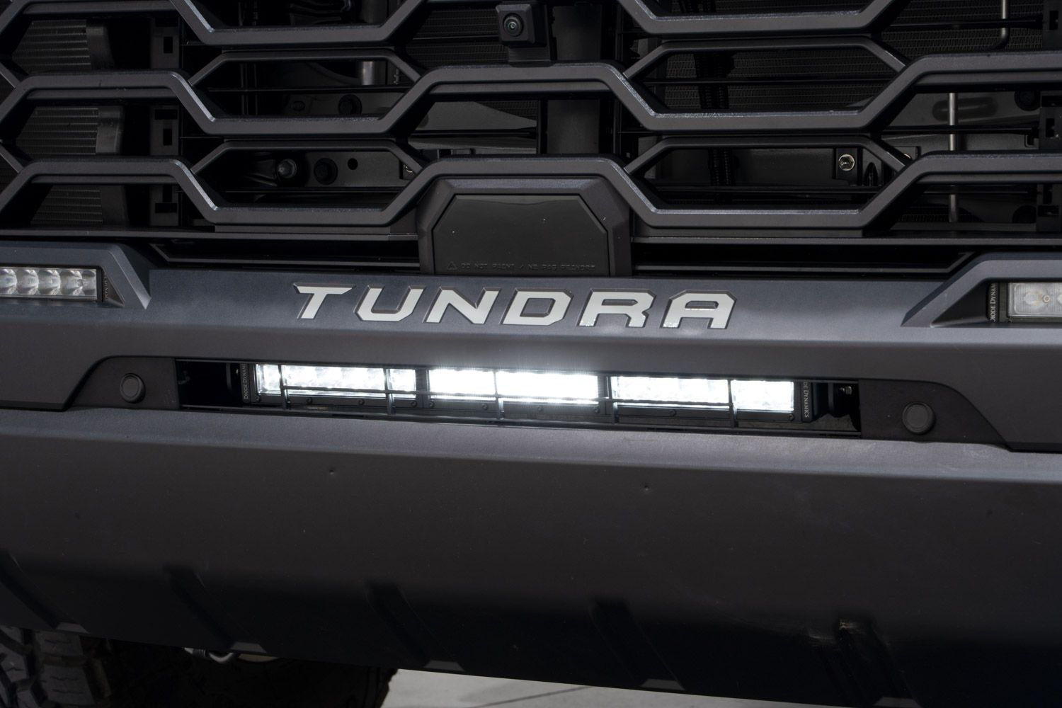 DIODE DYNAMICS | Tundra 3rd Gen 2022-2025 Stealth Bumper Lightbar Kit