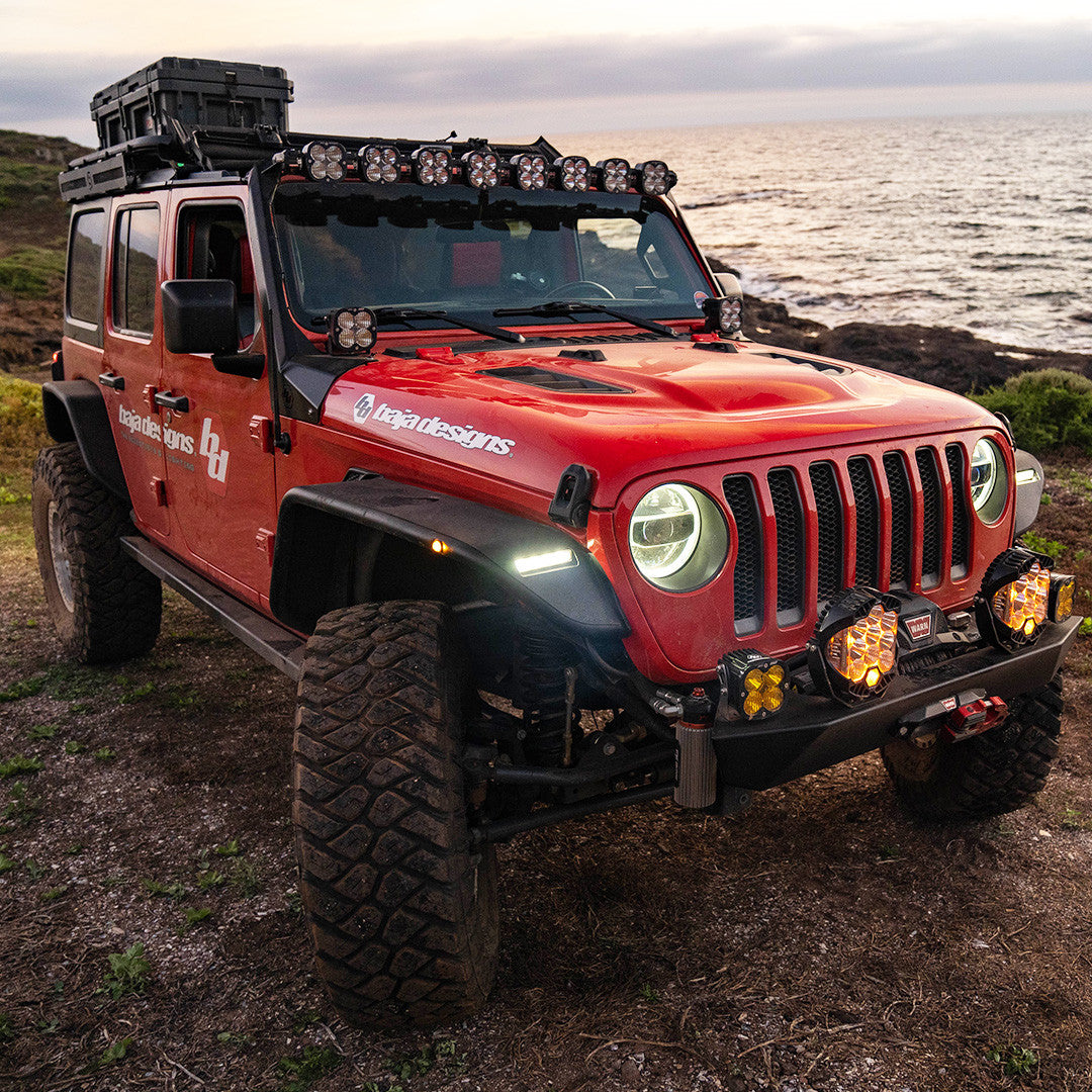 BAJA DESIGNS | Jeep Gladiator 2020-2024 & Wrangler JL 2018-2024 8XL Linkable Roof Mount Light Kit