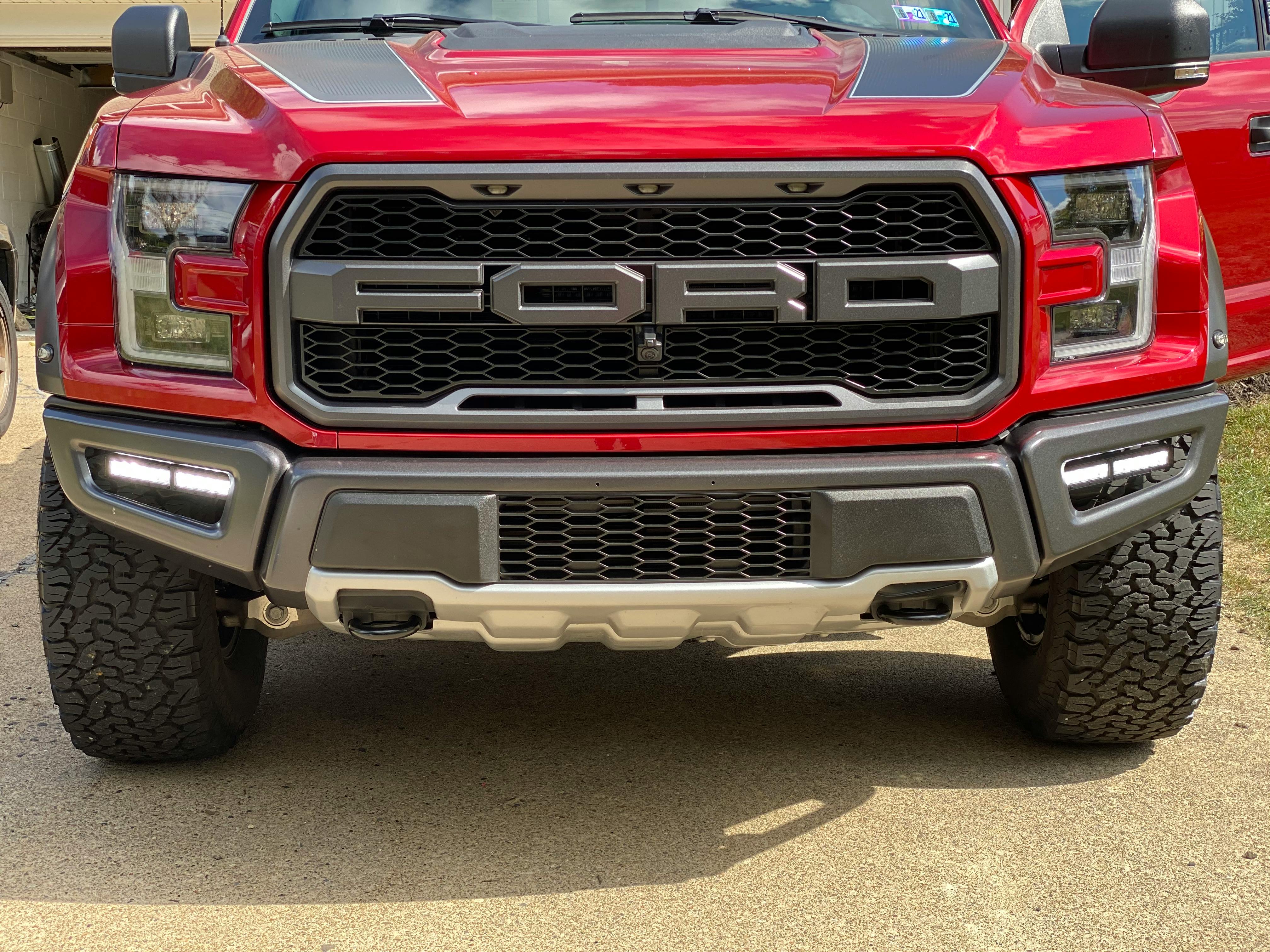 DIODE DYNAMICS | Ford Raptor 2017-2020 SAE/DOT LED Lightbar Kit