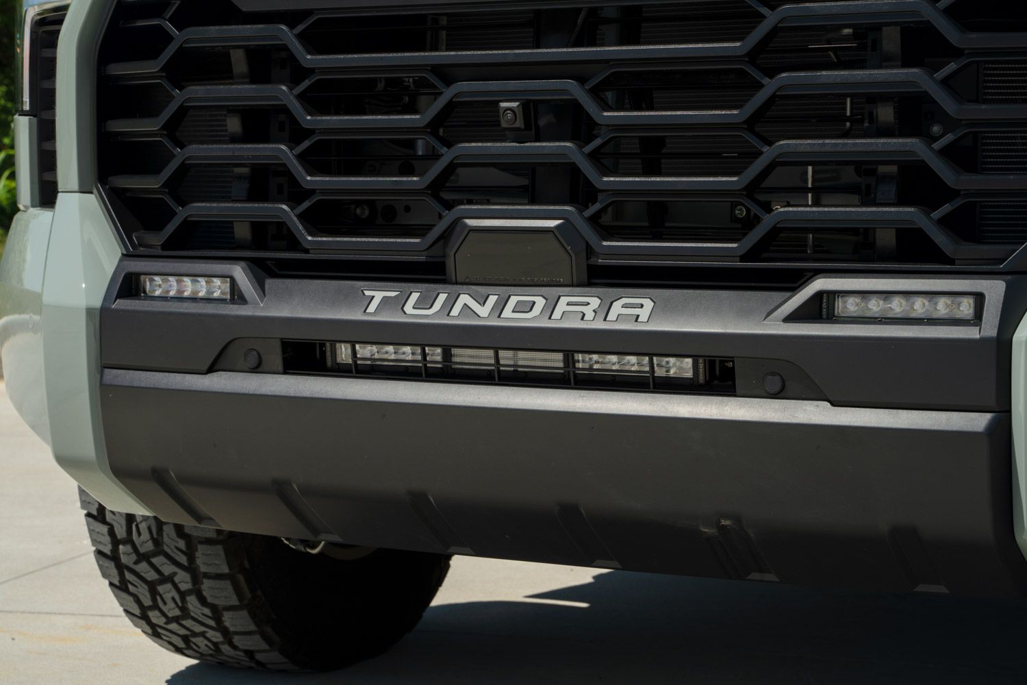 DIODE DYNAMICS | Tundra 3rd Gen 2022-2025 Stealth Bumper Lightbar Kit