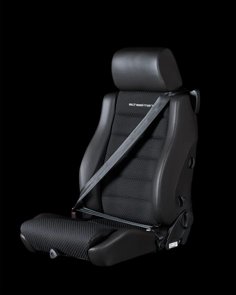 SCHEEL-MANN | Vario F with Integrated Seatbelt (VFSBL.LR02/S111.N)