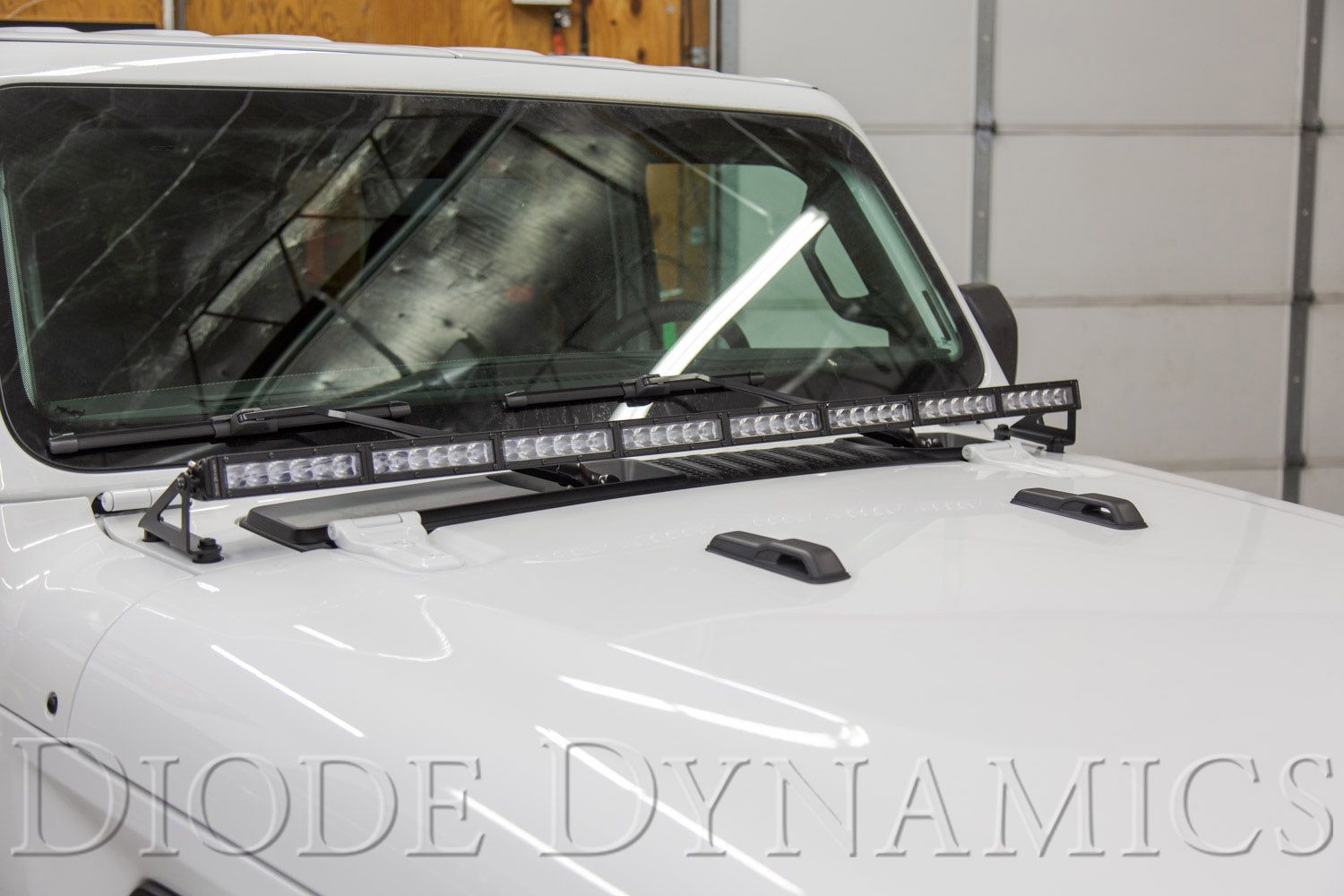 DIODE DYNAMICS | Jeep Gladiator 2020-2024 Hood LED Lightbar Kit