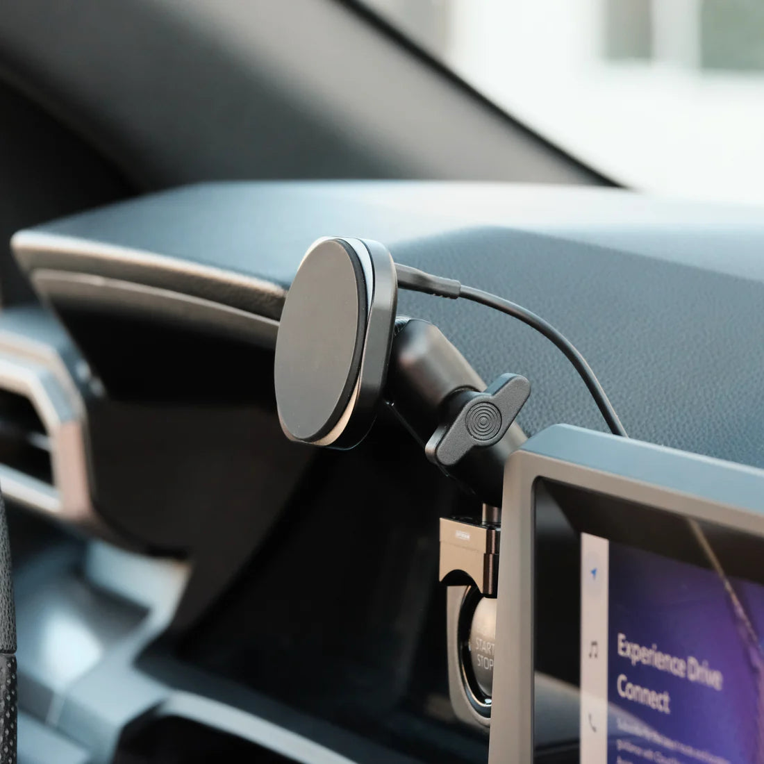 OFFROAM | Toyota Tacoma 2024-2026 | 4Runner 2025-2026 MagSafe-compatible Phone Mount