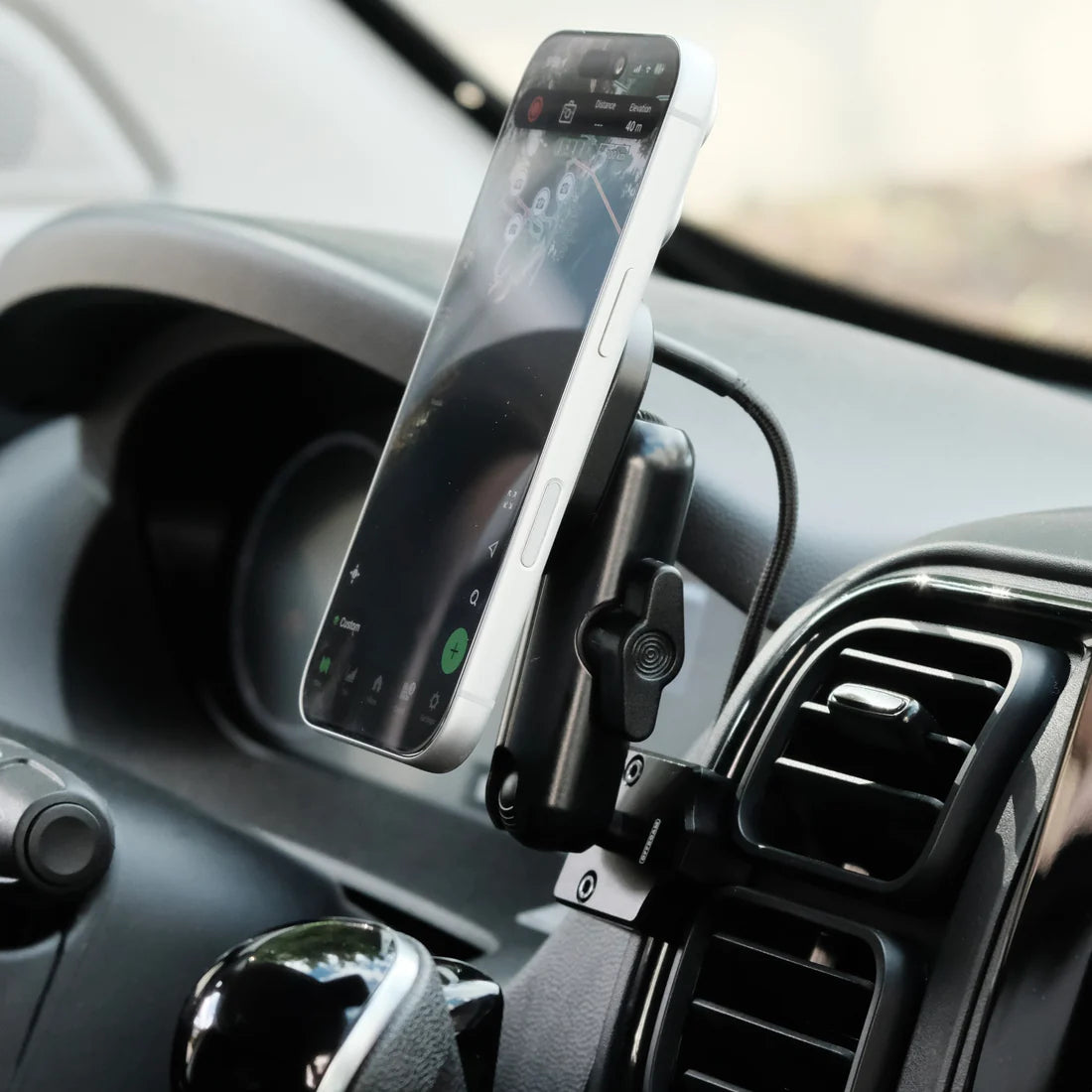 OFFROAM | Ram ProMaster 2022-2026 MagSafe-compatible Phone Mount