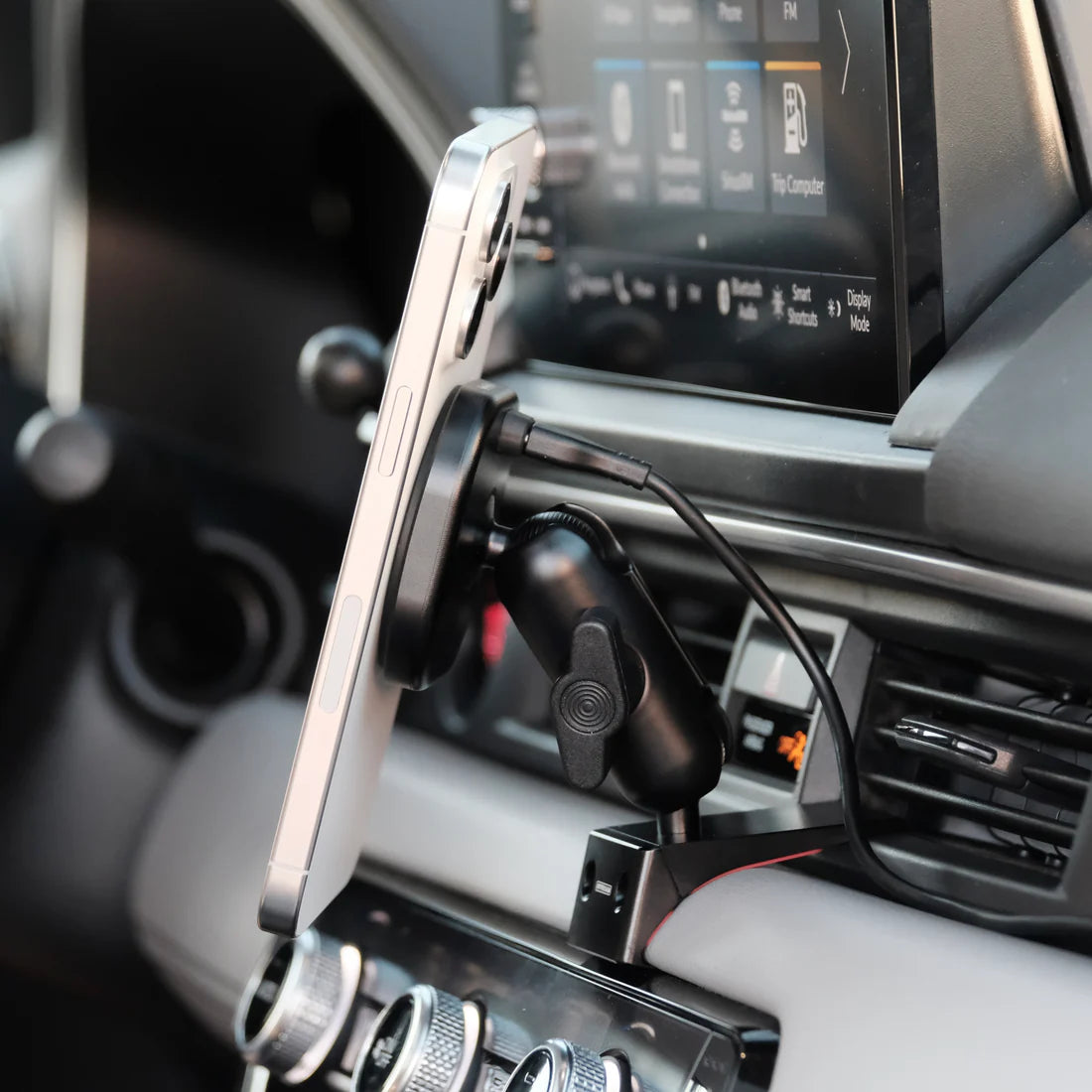OFFROAM | Honda Pilot 2023-2026 | Passport 2026 MagSafe-compatible Phone Mount