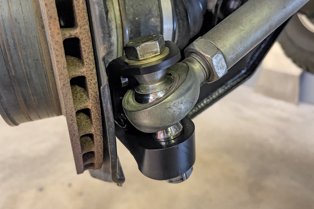 TOTAL CHAOS FABRICATION | Tacoma 1st Gen (1996 - 2004) Lower Uniball Conversion - Tc Heim Steering (96140-H)