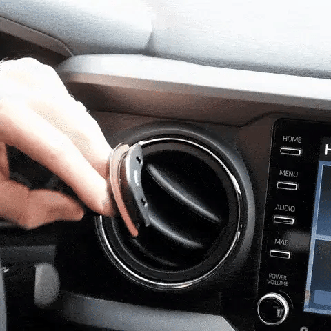 OFFROAM | Tacoma 2016-2023 | Tundra 2014-2021 MagSafe-compatible Phone Mount