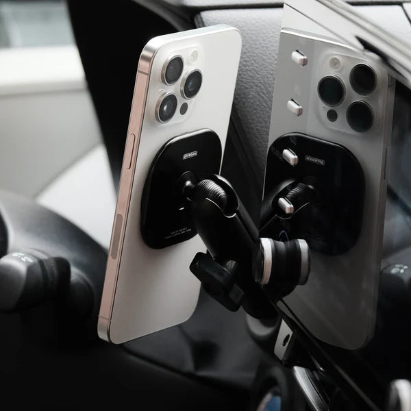 OFFROAM | Toyota Sienna 2021-2025 MagSafe-compatible Phone Mount