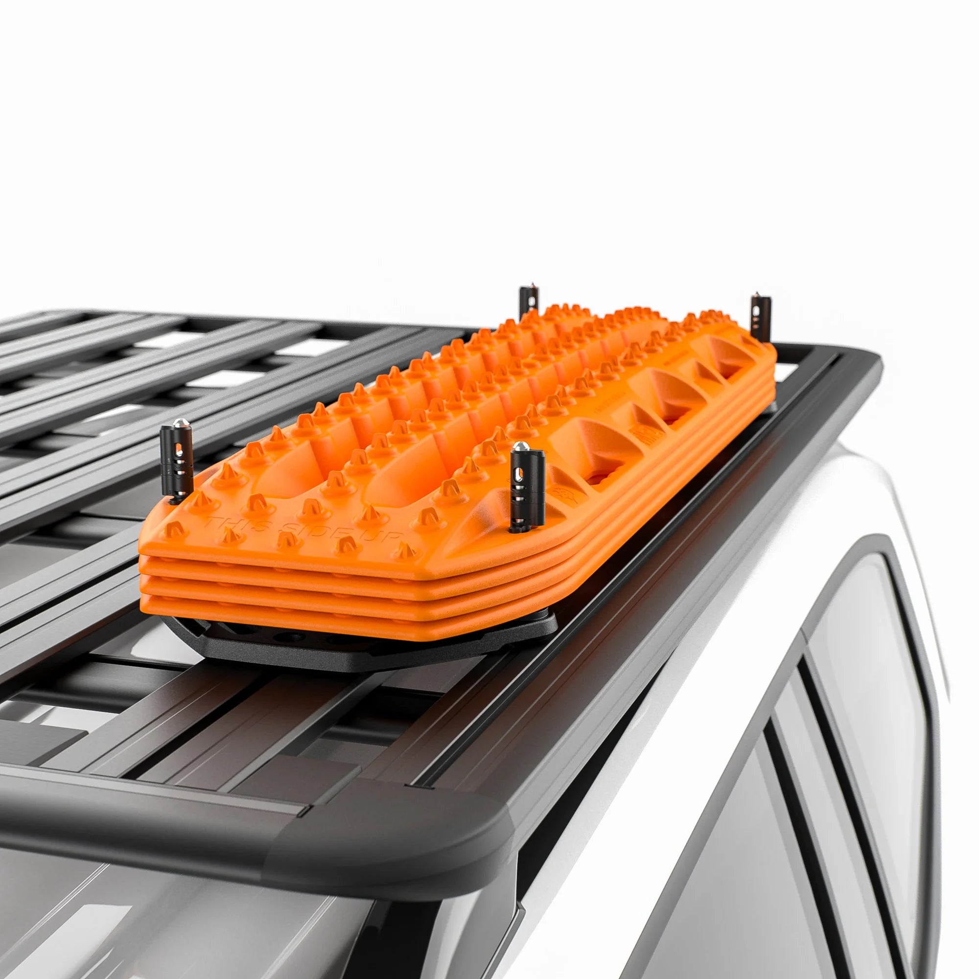 MAXTRAX | Flat Bracket Mounting Kit with Universal Pins (MTXFRMUMPU)