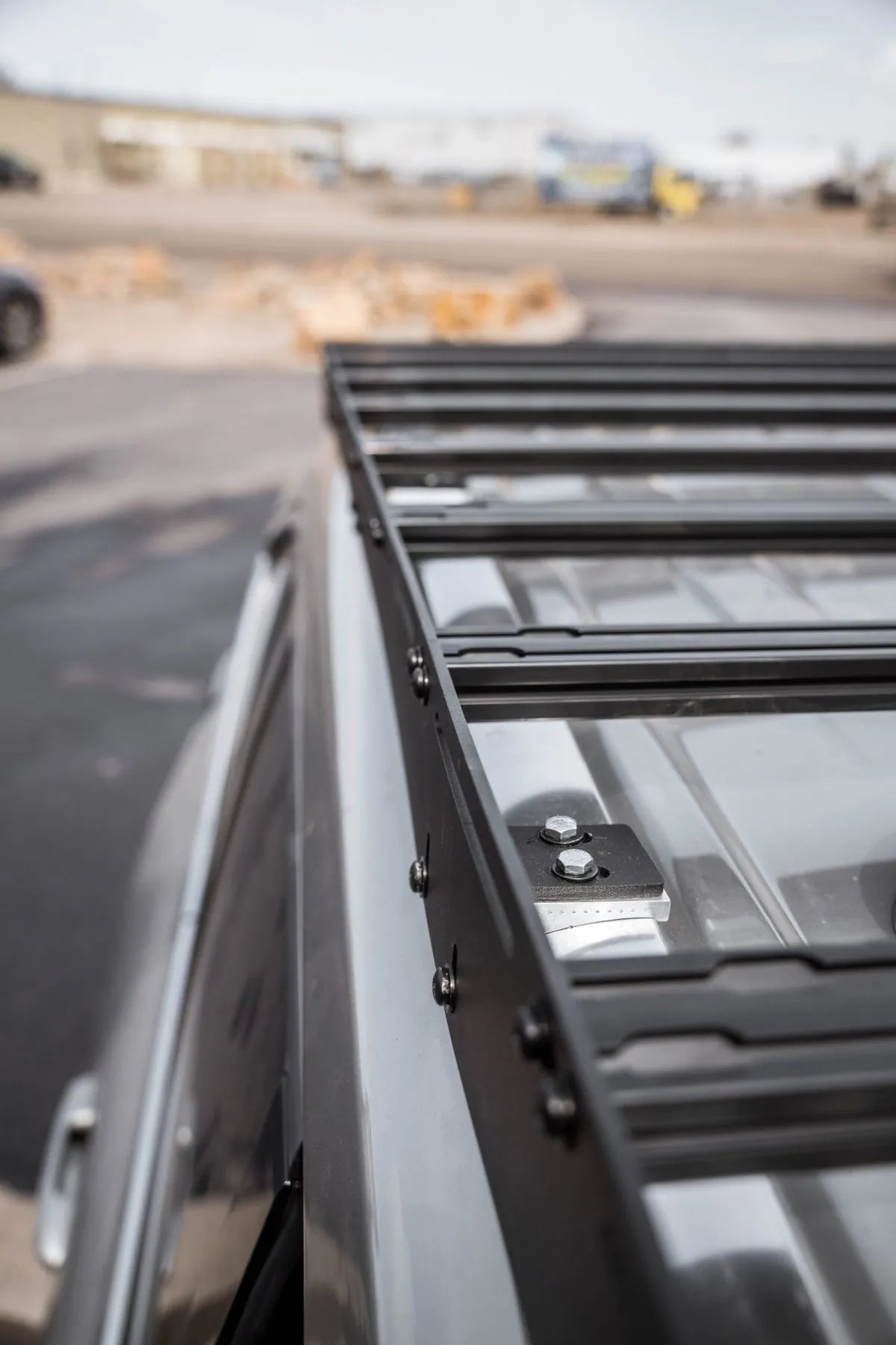 PRINSU DESIGNS | LX600 2022-2023 Prinsu Roof Rack