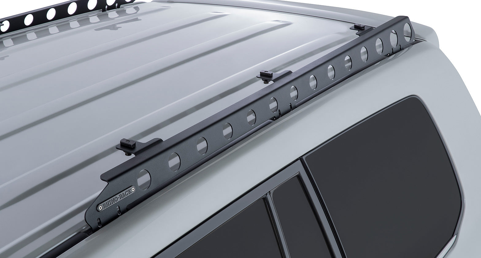RHINO RACK | Backbone Mounting System - Toyota 200 Series (RTLB3)