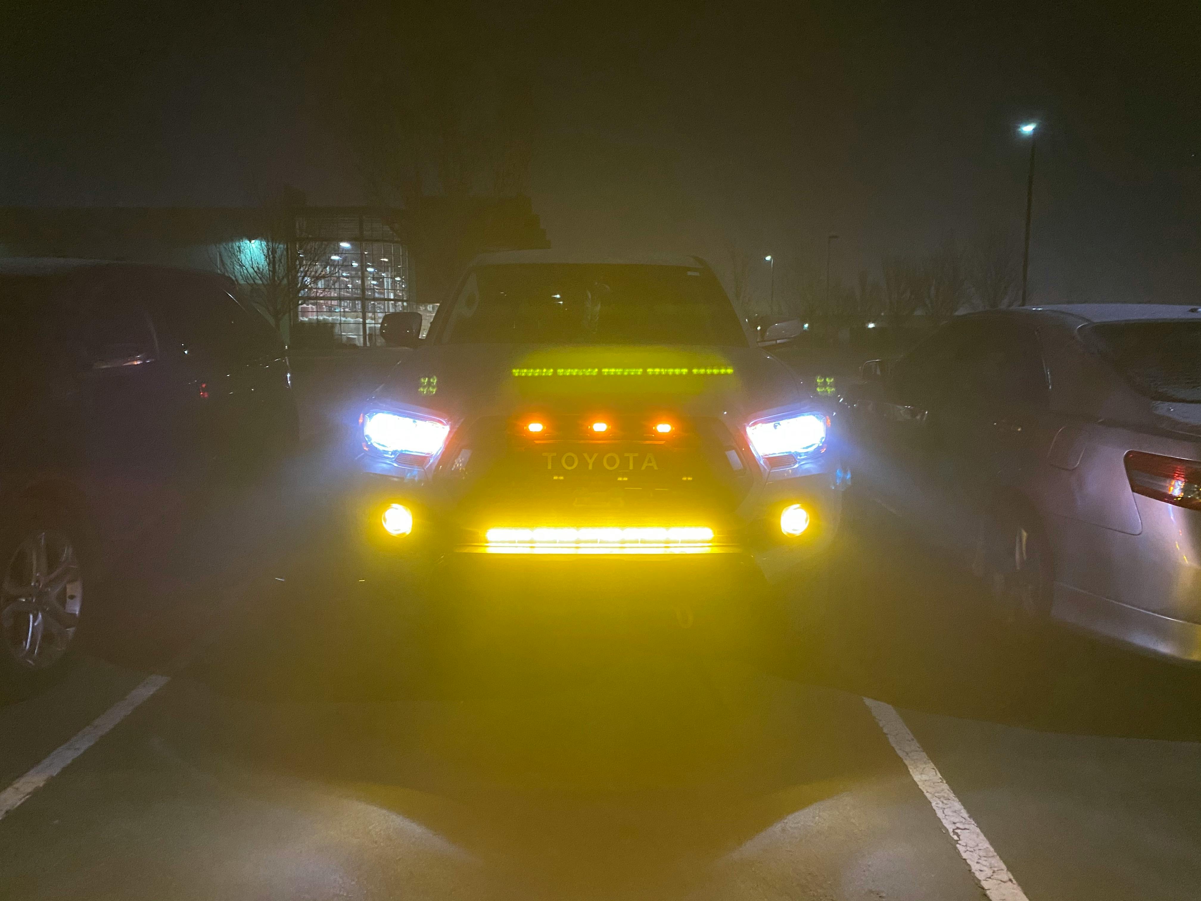 DIODE DYNAMICS | Tacoma 3rd Gen 2016-2023 SS3 LED Fog Light Kit