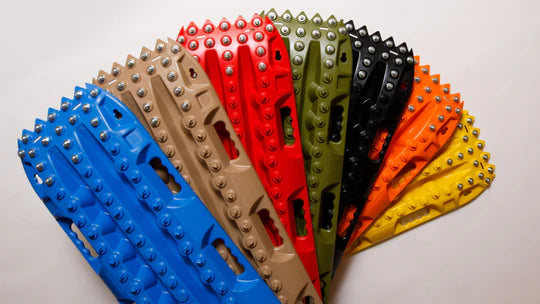 ACTIONTRAX | Metal Teeth Recovery Boards Red (Pair) - Extreme Traction Mats