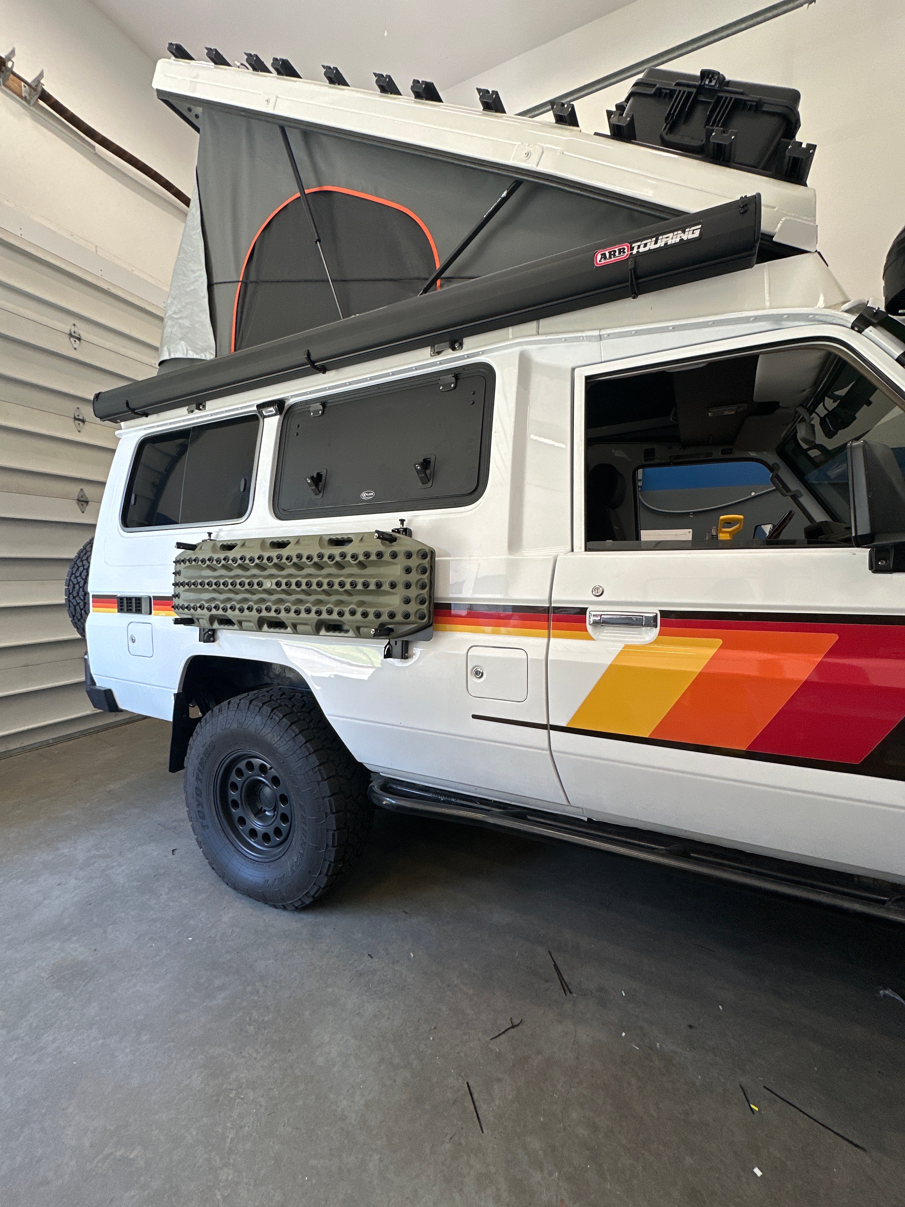 EXPEDITION CENTRE | Land Cruiser Troopcarrier 75/78 Series Mulgo Recovery Traction Board Mount - Dropdown Table | (In Stock - Ships Same Day)