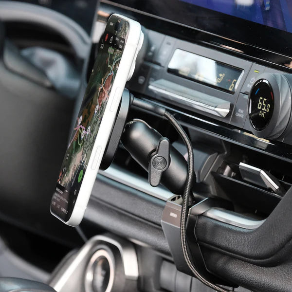 OFFROAM | Toyota Grand Highlander 2024-2026 MagSafe-compatible Phone Mount