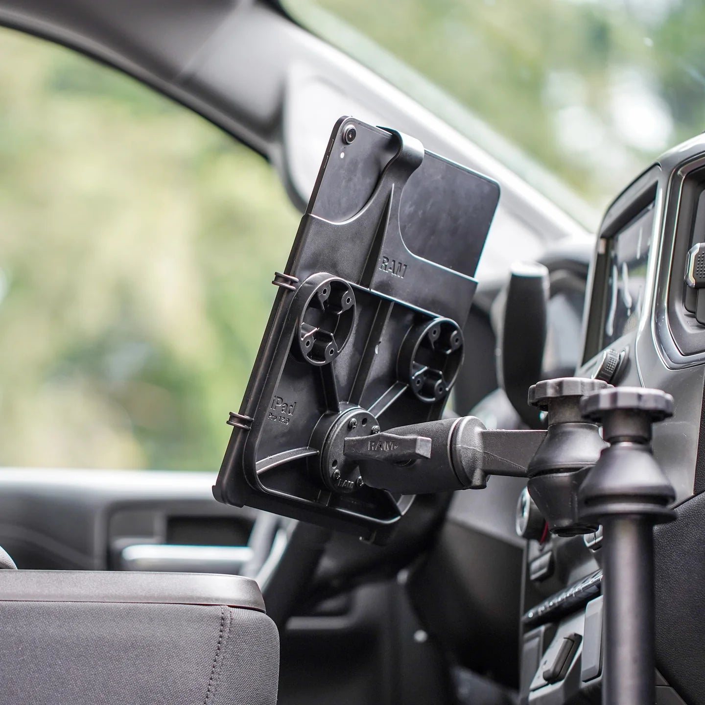 RAM MOUNTS | RAM EZ-Roll'r Cradle for Apple iPad Pro 13 & Air 13