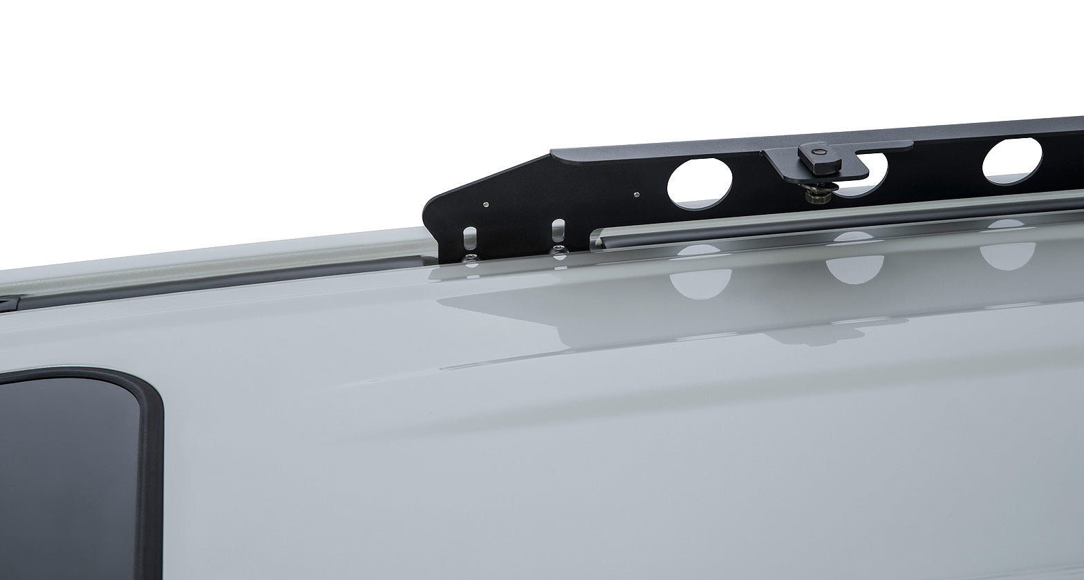 RHINO RACK | Backbone Mounting System - Toyota 200 Series (RTLB3)