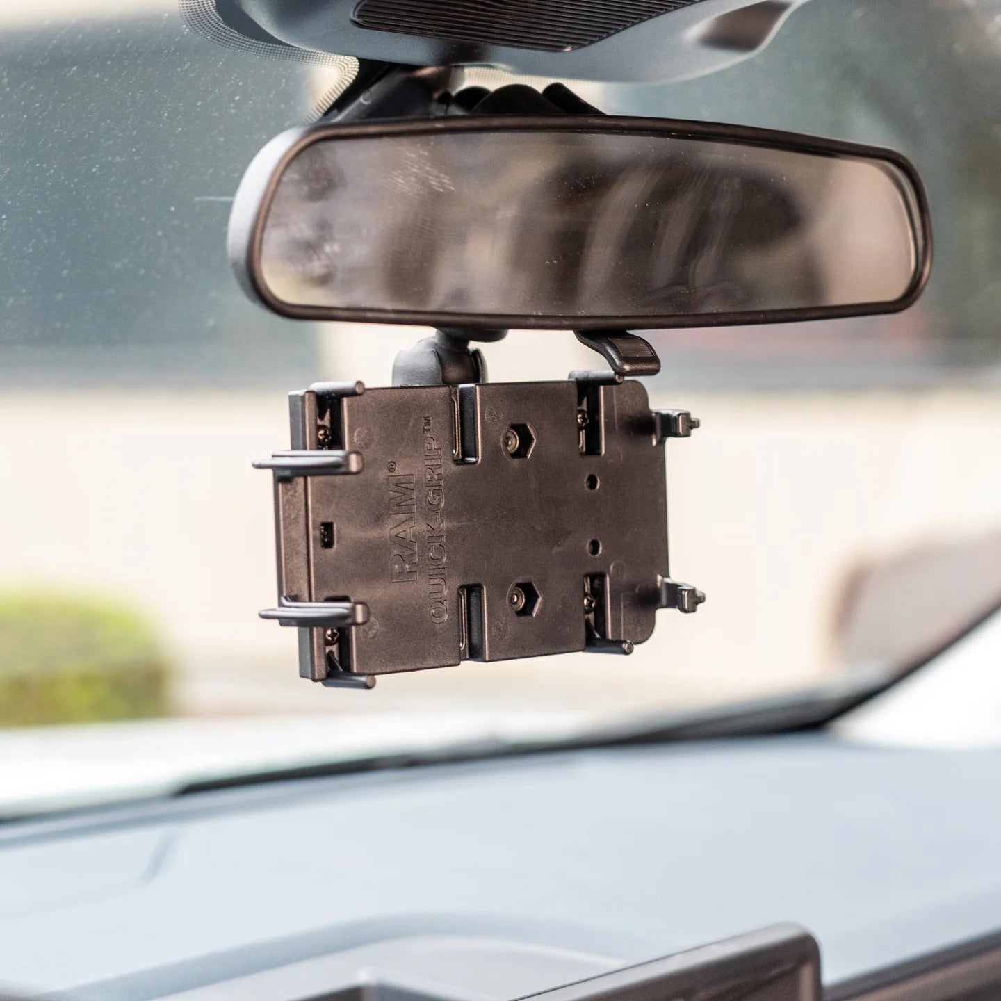 RAM MOUNTS | RAM® Quick-Grip™ XL Large Phone Holder