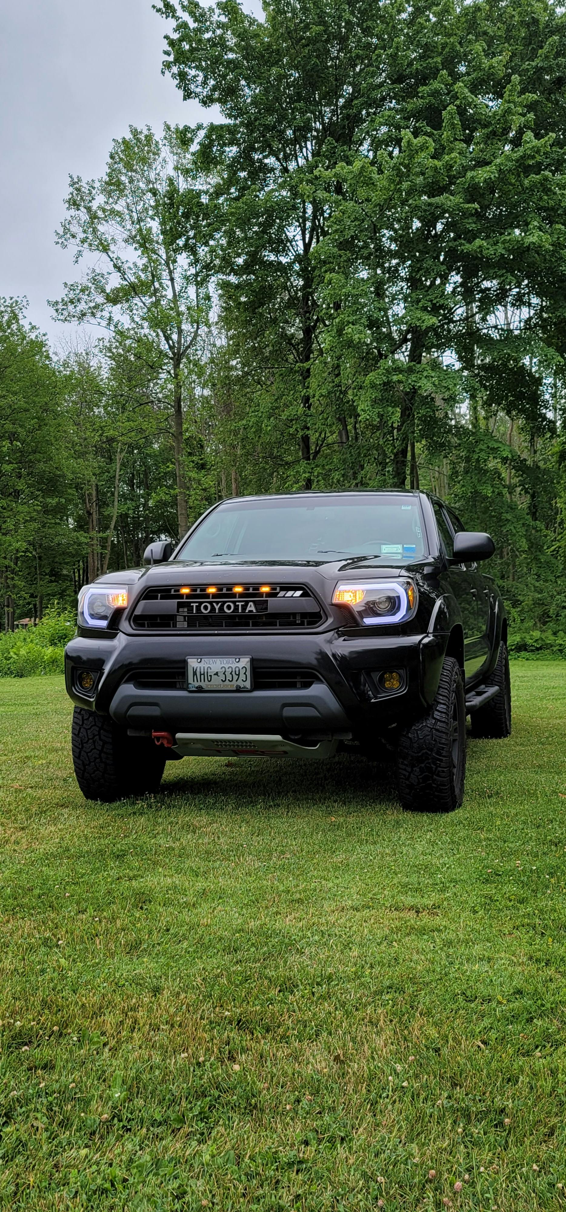 DIODE DYNAMICS | Tacoma 2nd Gen 2012-2015 SS3 LED Fog Light Kit