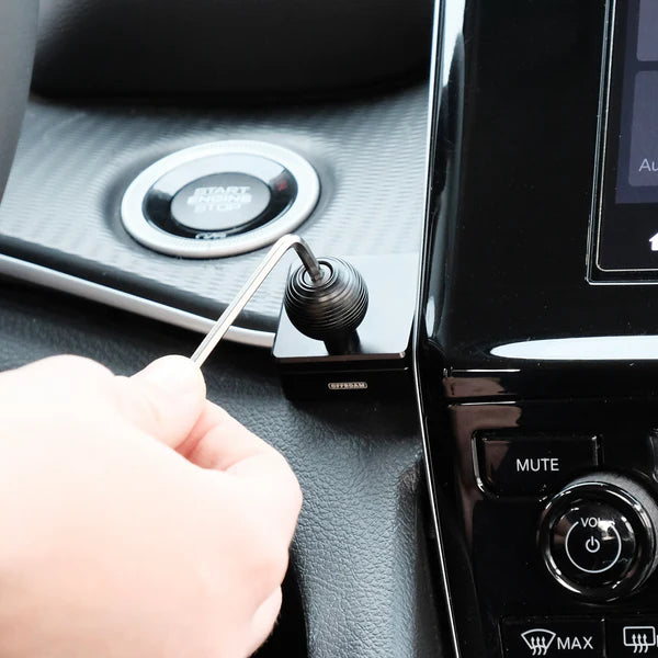 OFFROAM | Jeep Grand Cherokee 2022-2026 MagSafe-compatible Phone Mount