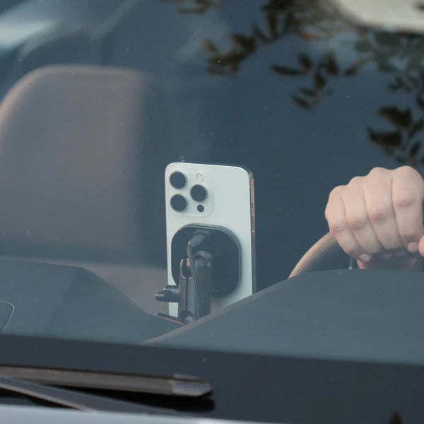 OFFROAM | Subaru Forester 2025-2026 MagSafe-compatible Phone Mount
