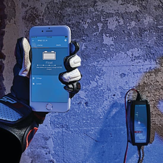 VICTRON ENERGY | Blue Smart IP65 Charger 120V AC (1015628)