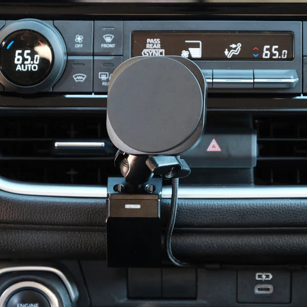 OFFROAM | Toyota Grand Highlander 2024-2026 MagSafe-compatible Phone Mount