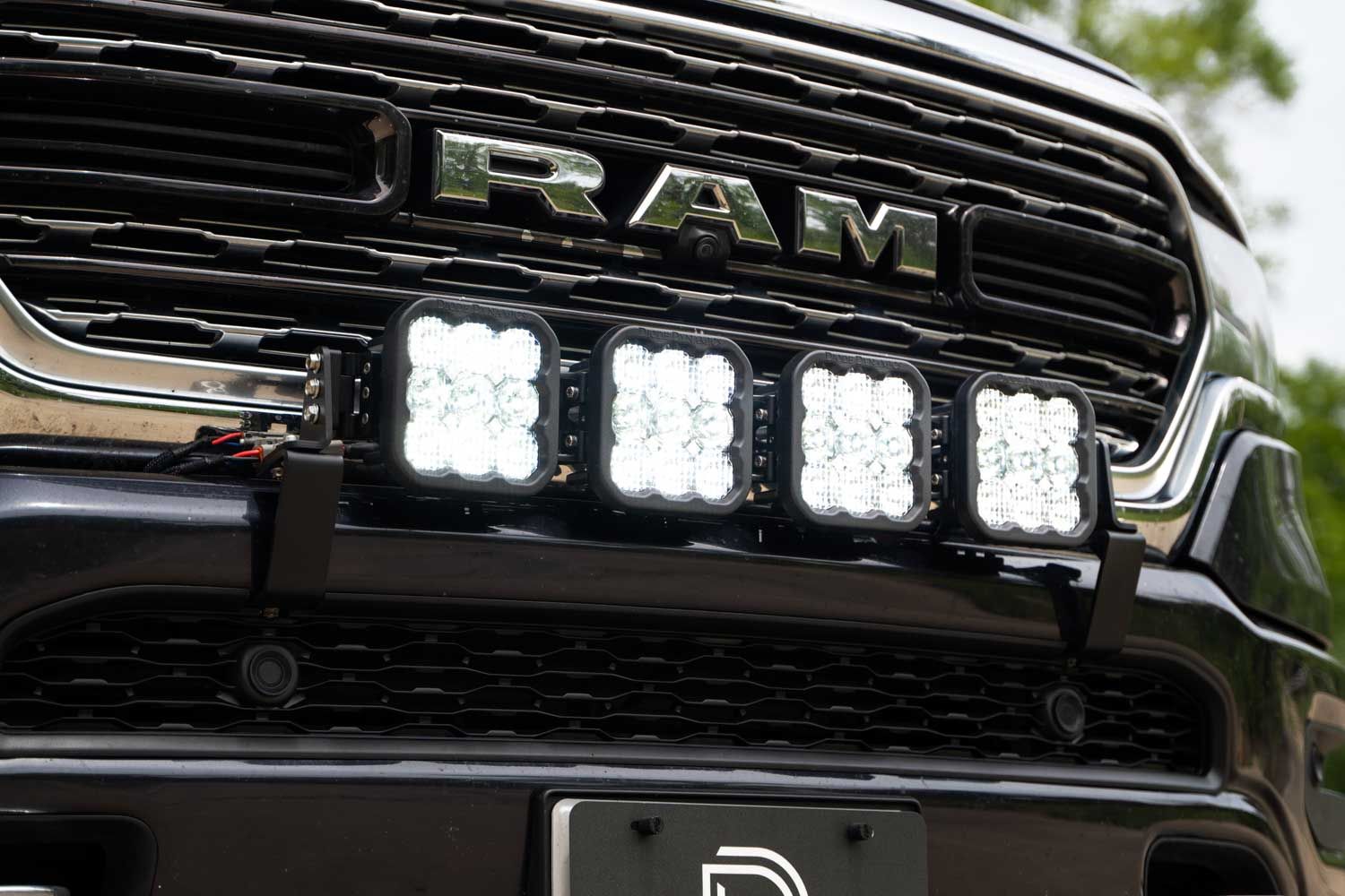 DIODE DYNAMICS | Ram 1500 2019-2024 SS5 Grille CrossLink Lightbar Kit