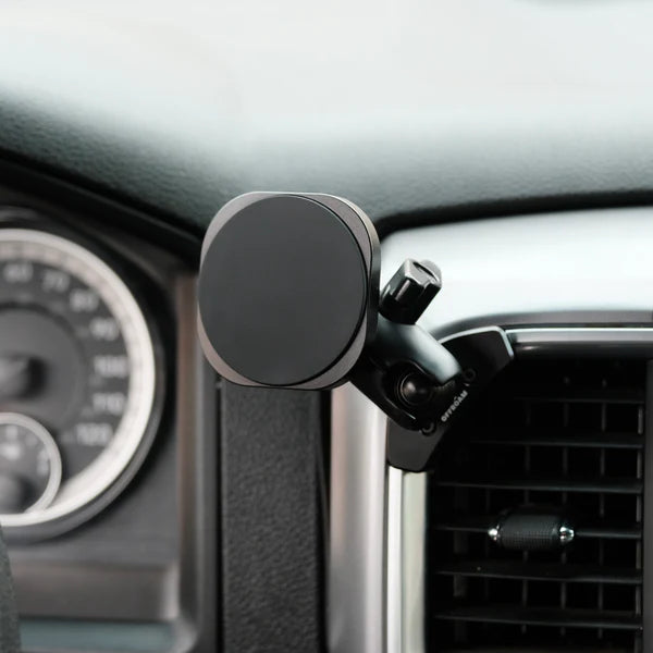 OFFROAM | Ram 1500/2500/3500 2013-2018 & 1500 Classic 2019-2024 MagSafe-compatible Phone Mount
