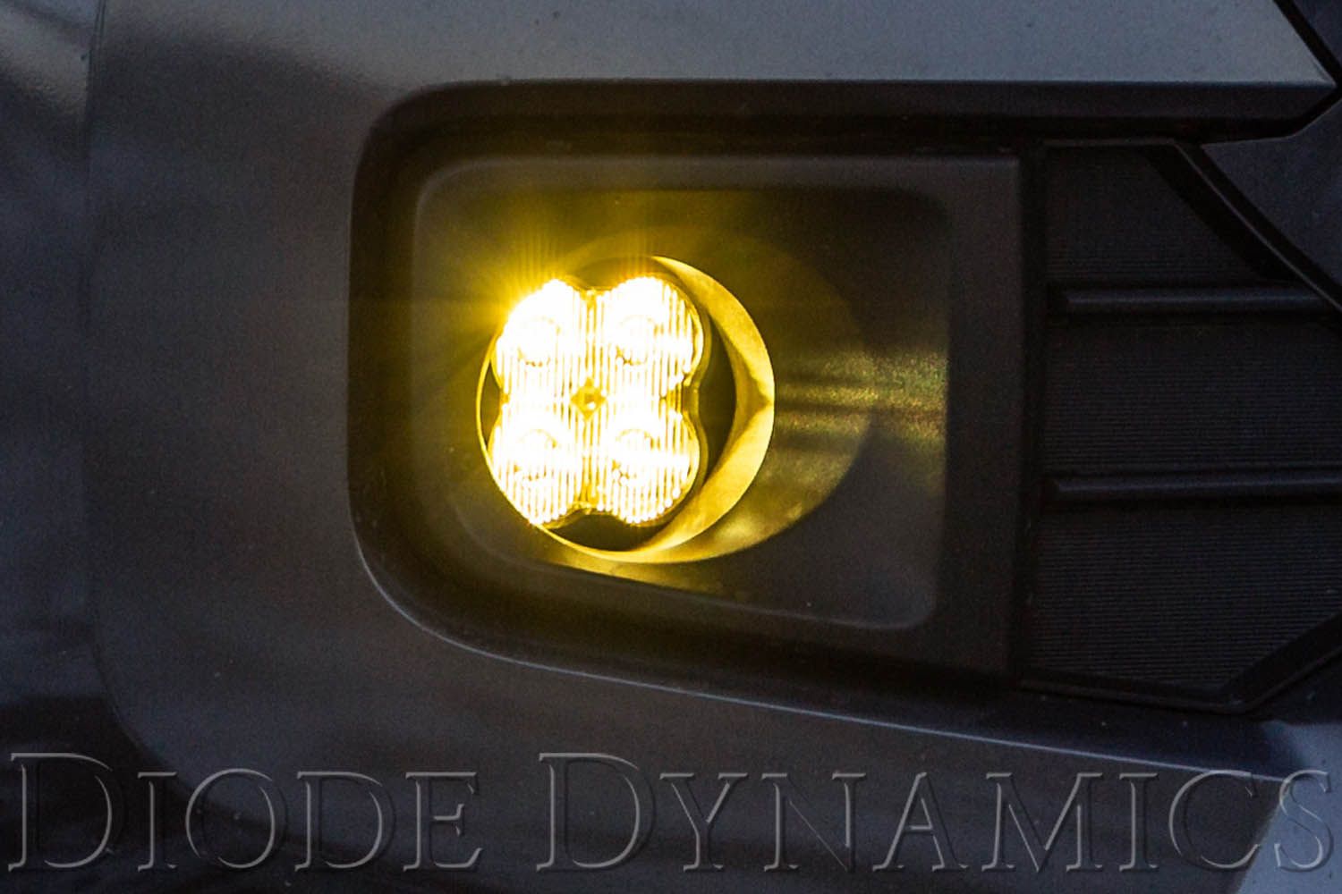 DIODE DYNAMICS | Toyota Matrix 2009-2013 SS3 LED Fog Light Kit