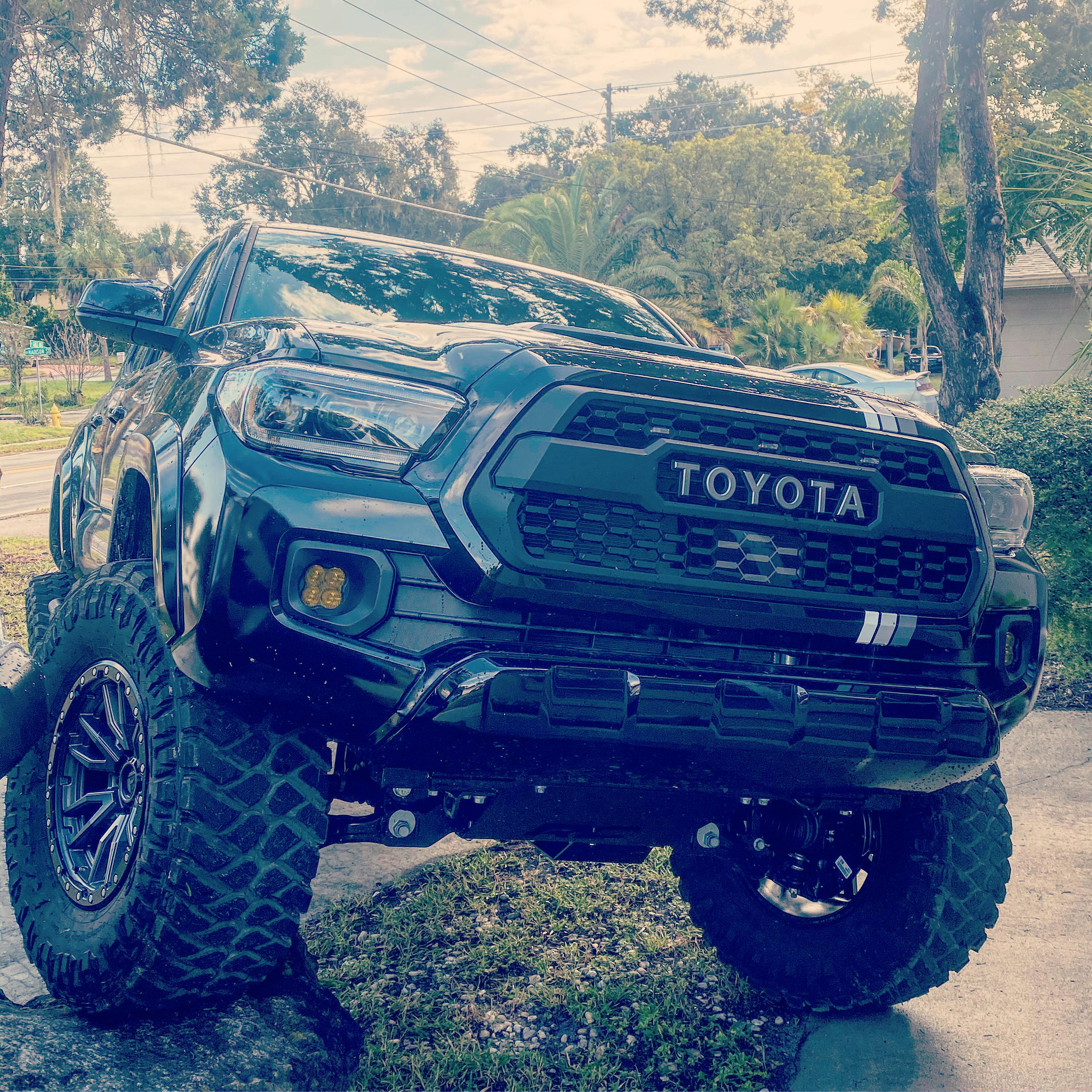 DIODE DYNAMICS | Tacoma 3rd Gen 2016-2023 SS3 LED Fog Light Kit