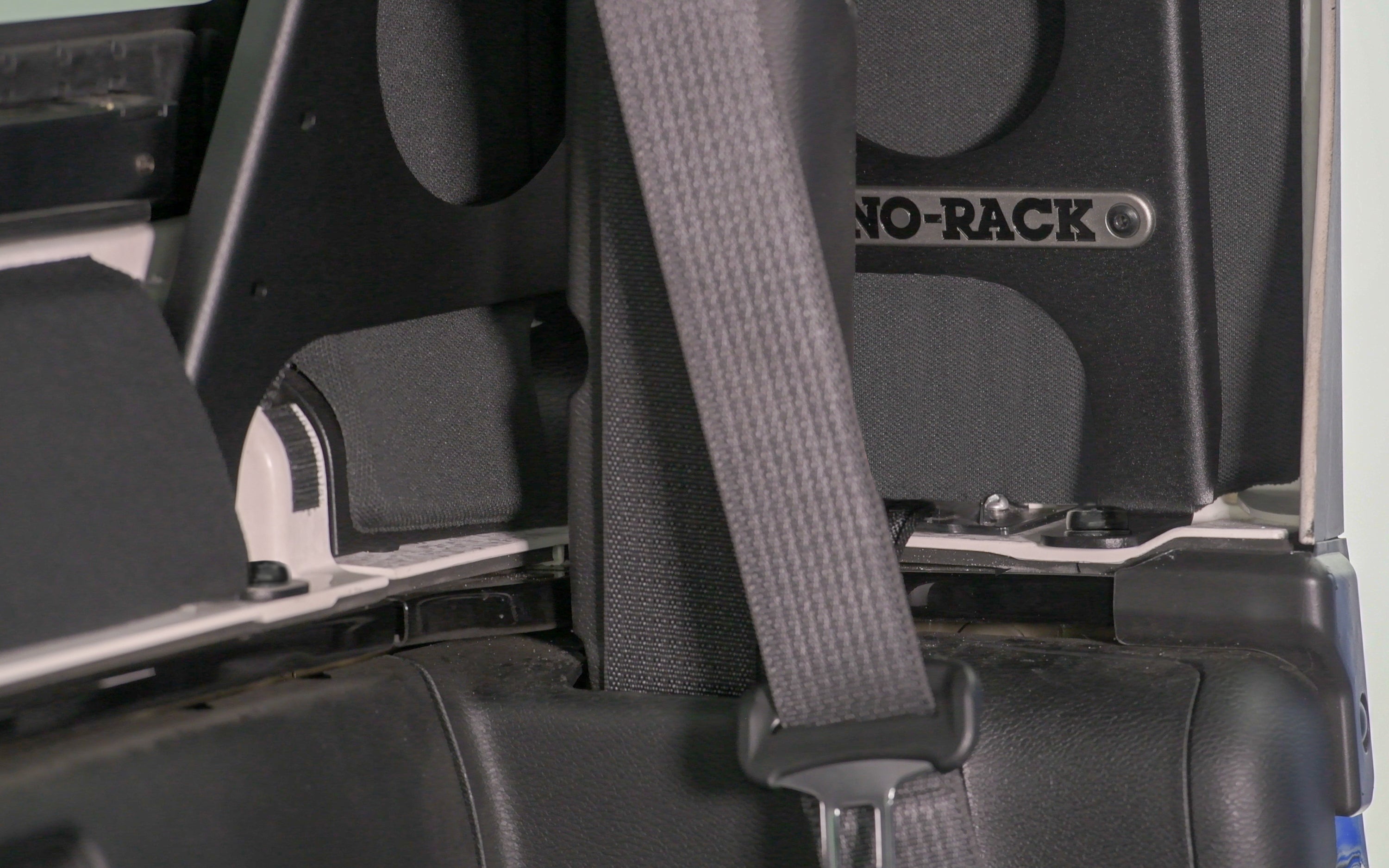 RHINO RACK | Backbone Mounting System - Jeep JT Gladiator (RJTB1)