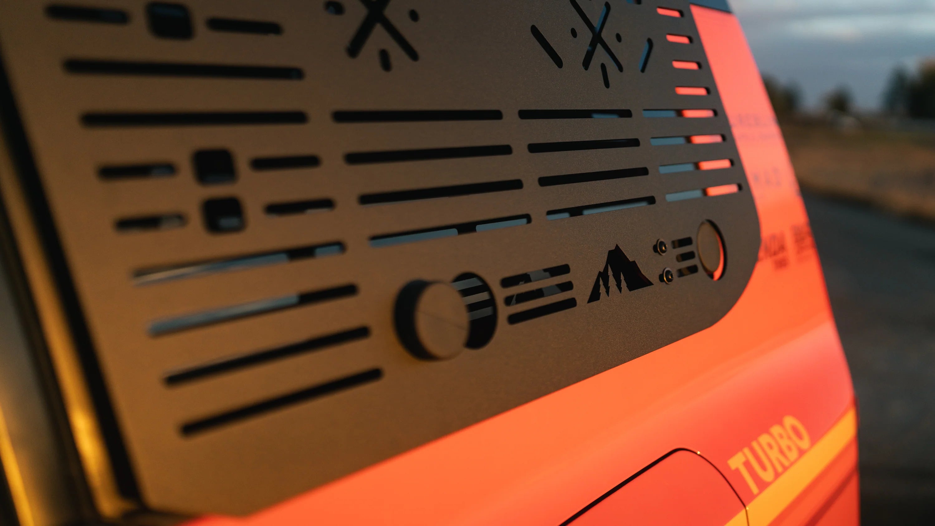 SHERPA EQUIPMENT | LC250/GX550 Window Panel