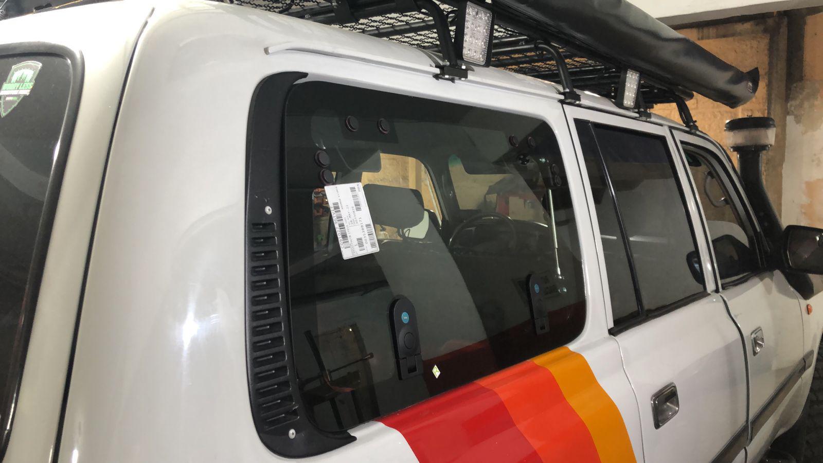 PROWINGCO | Land Cruiser 80 Series Gullwing System Window Passenger Side