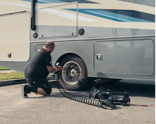 VIAIR | 450P-RV EF Automatic Portable Compressor (45157)