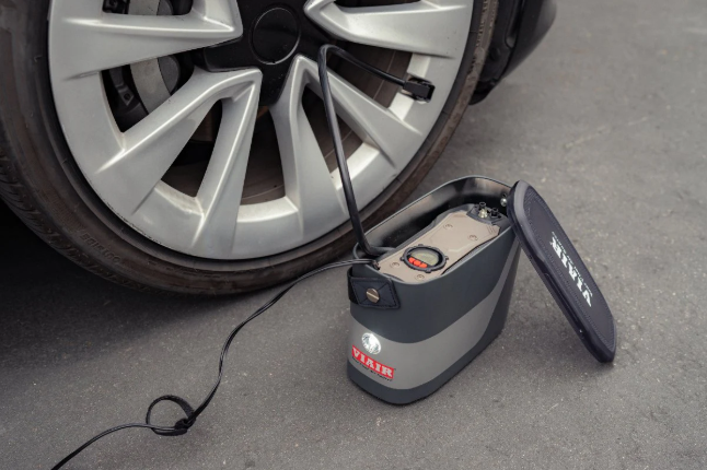 VIAIR | Every Vehicle Carry™ 75P Digital Portable Compressor (EVC75P)