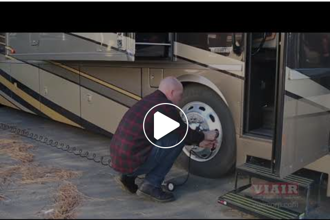 VIAIR | 400P RVS Automatic Tire Inflator (40044)