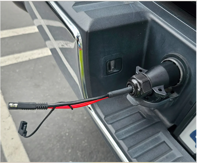 VIAIR | 7-Way Power Access Connector (92935)