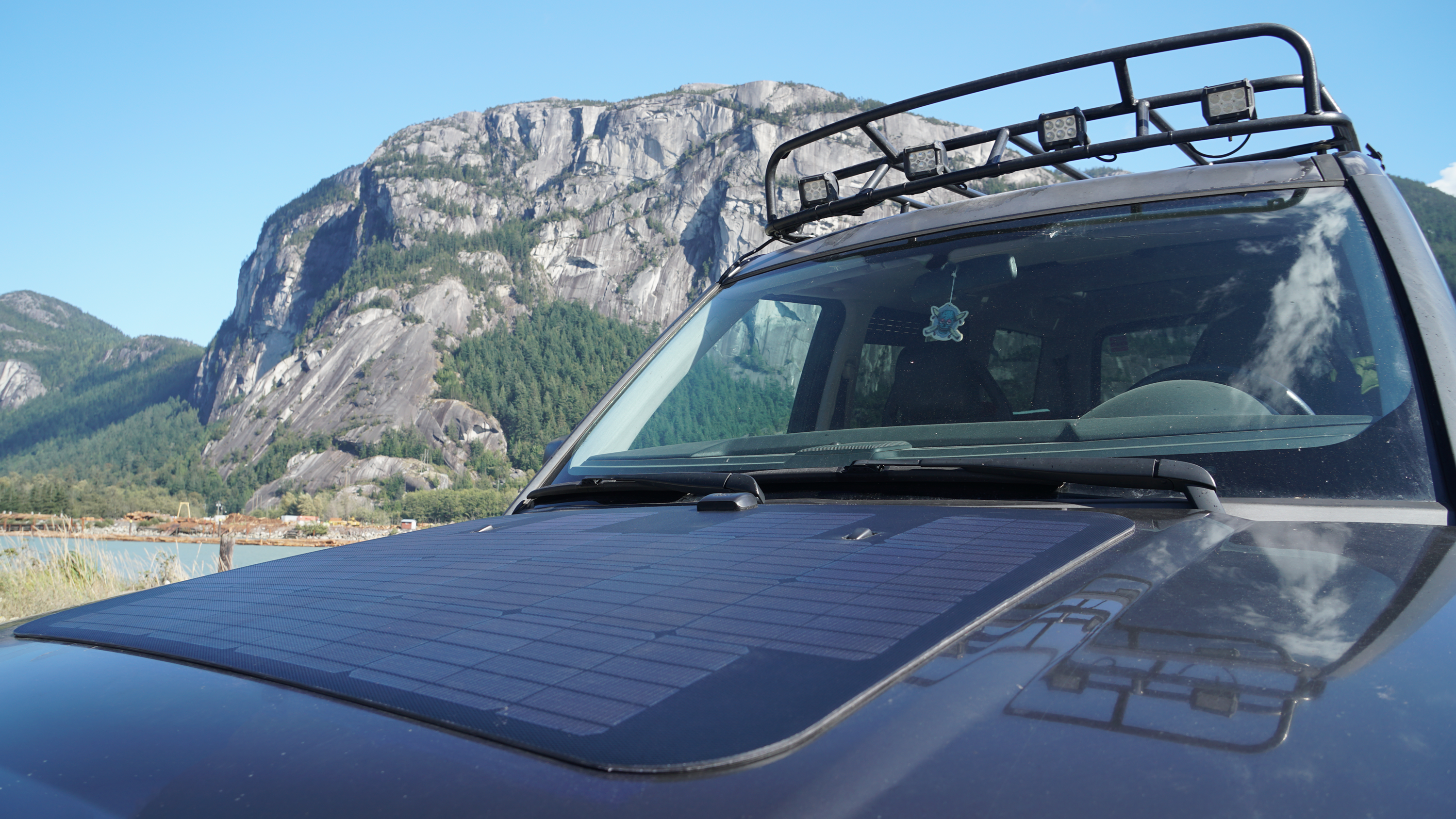 hood solar landrover