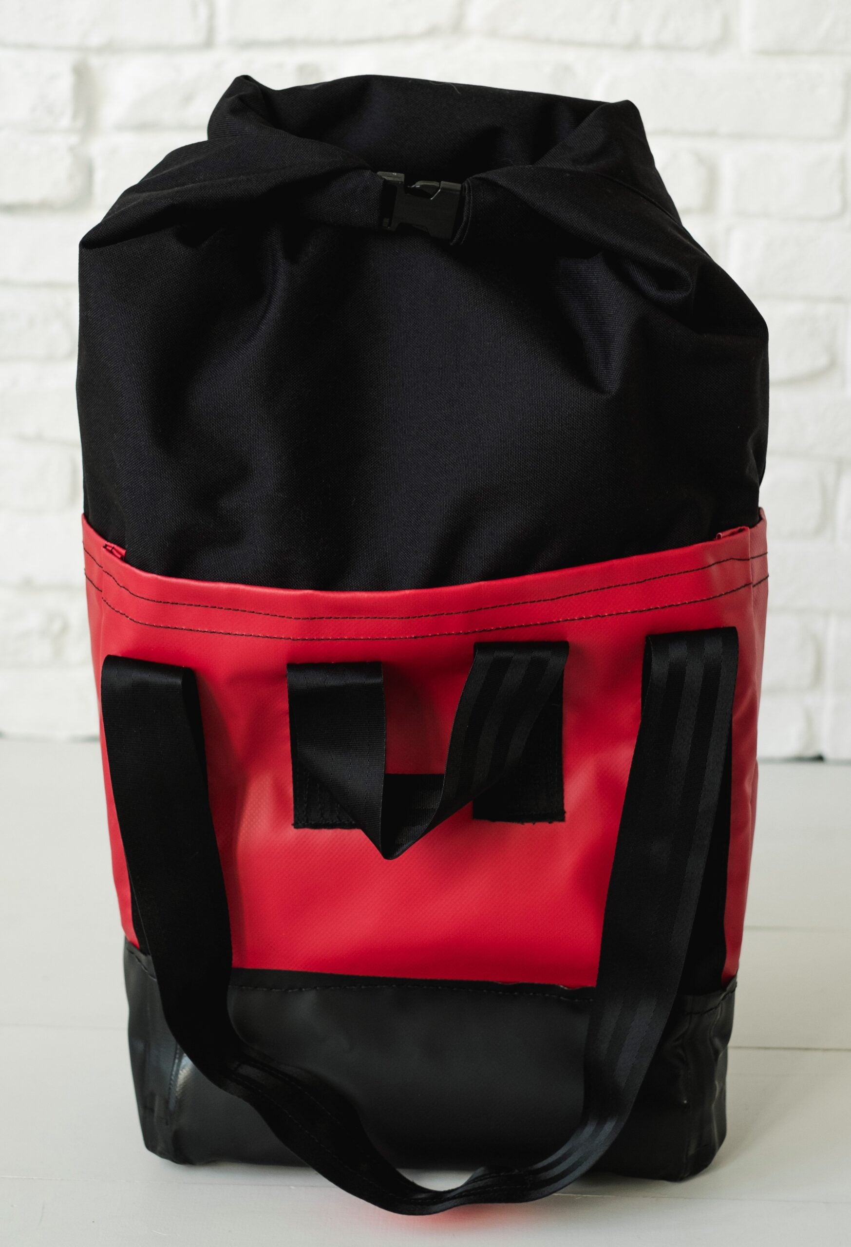 LAST US BAG | Small Vinyl Lift Tote Heavy Duty (LUSB004HD)