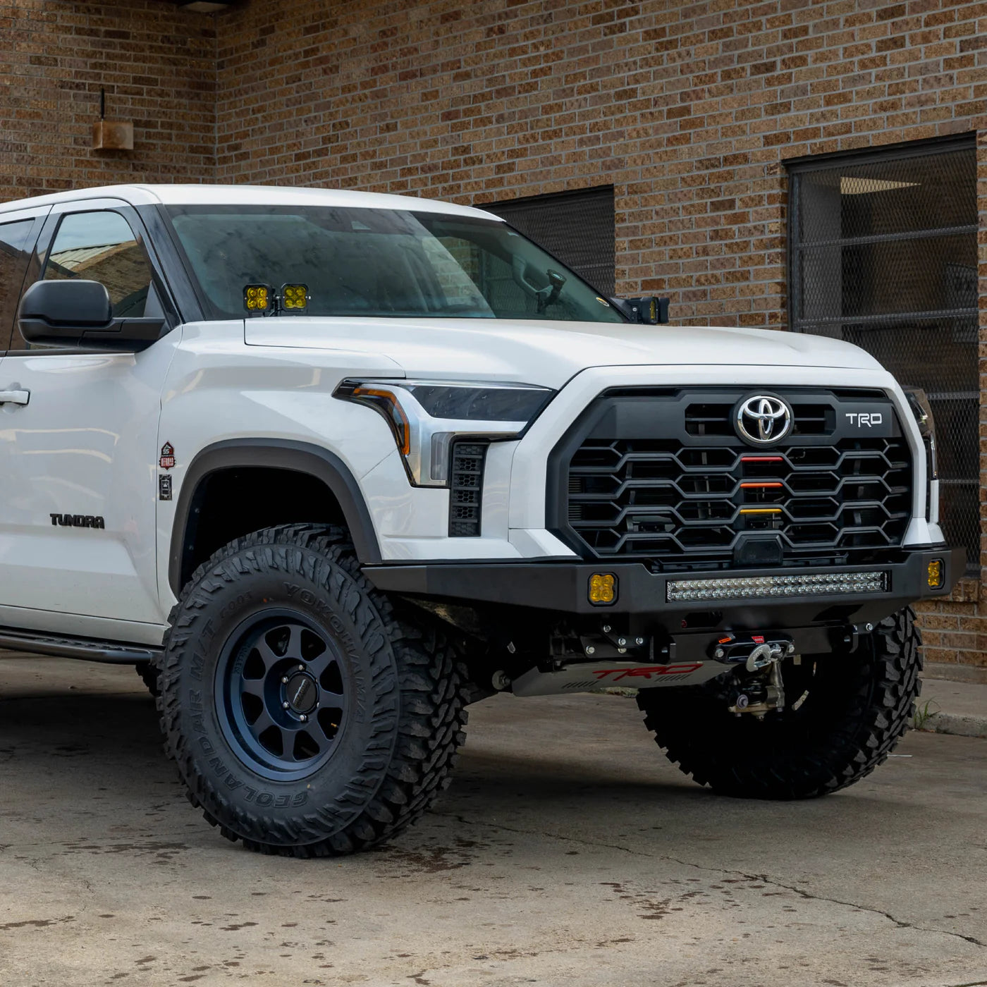 SOUTHERN STYLE OFFROAD | Tundra 3rd Gen (2022 - Present) Full Plate Front Bumper (SSO-FBR-03-91)