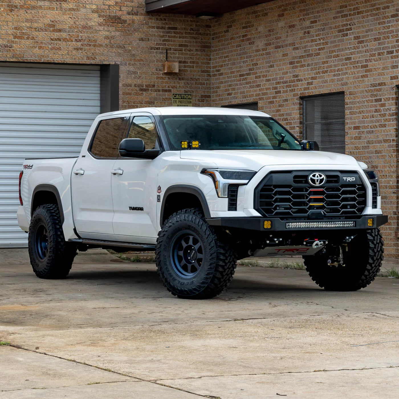 SOUTHERN STYLE OFFROAD | Tundra 3rd Gen (2022 - Present) Full Plate Front Bumper (SSO-FBR-03-91)