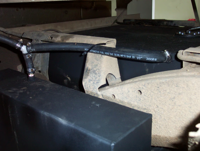 LONG RANGE AMERICA | Land Rover Defender 110 (1993-1998) 33 Gallon Replacement (LDEF300R)