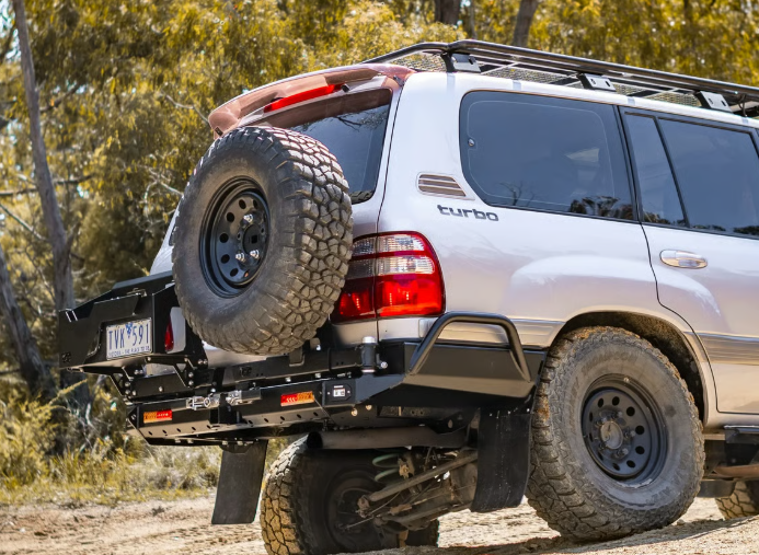THE CRUISER COMPANY | Land Cruiser 100 Series (1998-2007) High Clearance Rear Bumper With Tow Hitch (TCC-100-RB-TOW)