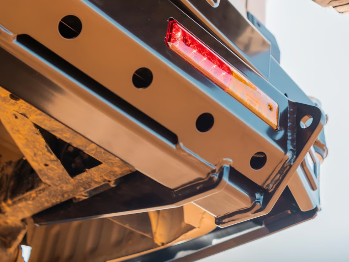 THE CRUISER COMPANY | Land Cruiser 75/78 Series High Clearance Rear Bumper With Tow Hitch (TCC-78-RB-TOW)